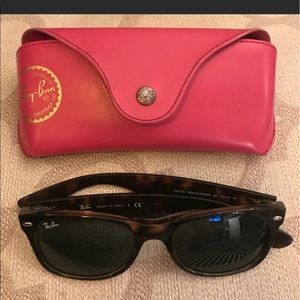 New Ray-Ban New Wayfarer Sunglasses Tortoise Shell